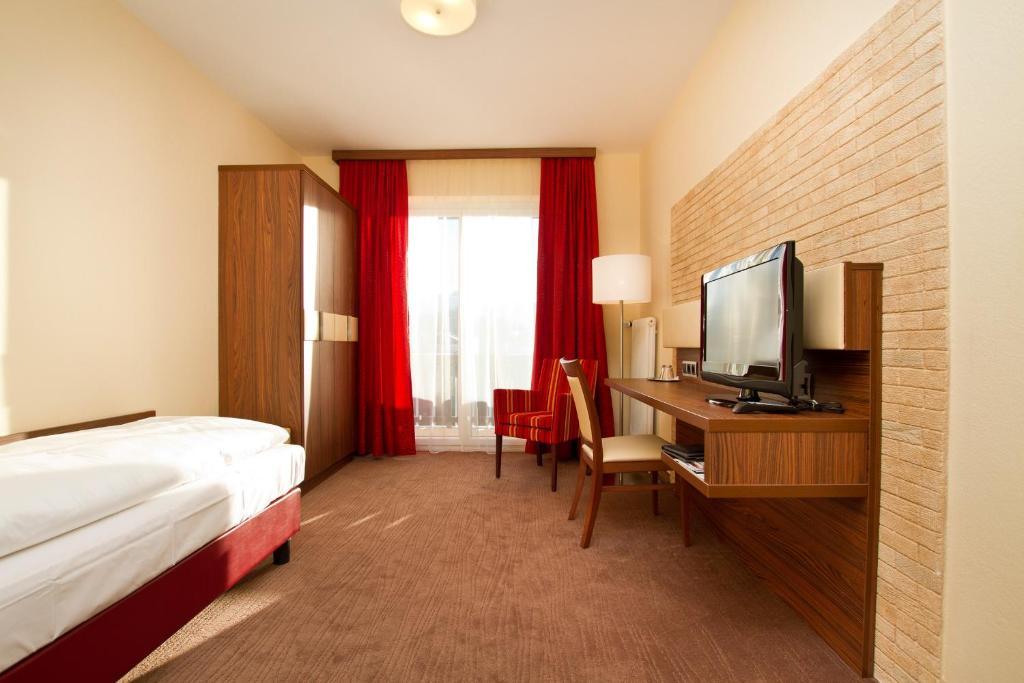 Schoenis-Landhotel Bad Mitterndorf Room photo